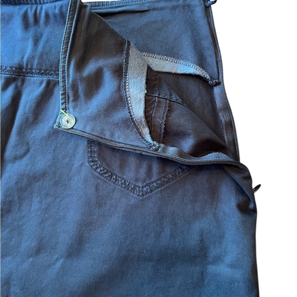 Vintage Olsen Europe Black Knee-Length A-Line Casual Skirt Size 10 - Picture 5 of 12